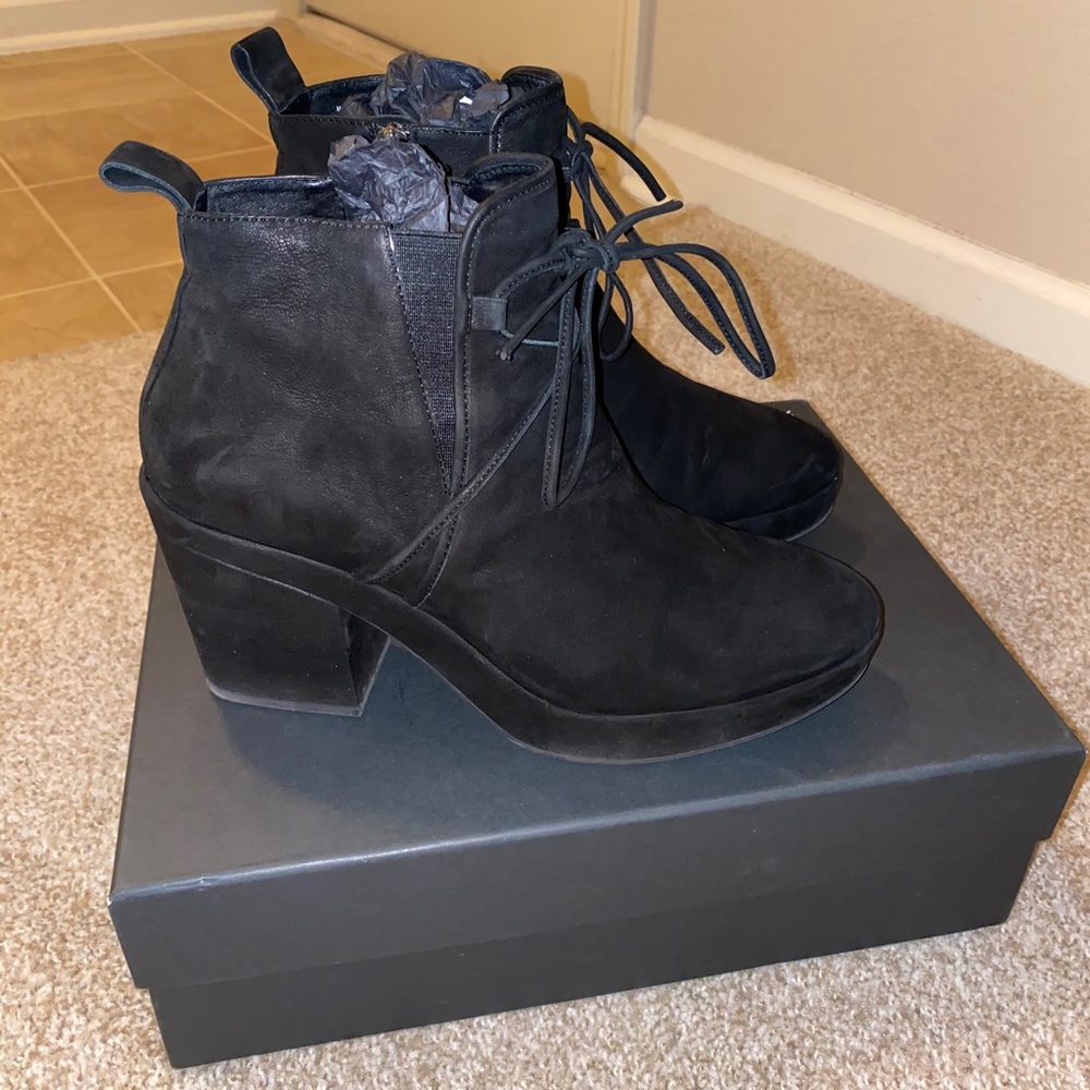 Eileen Fisher Laugh Flatform Bootie in Suede SZ 10 - Picture 4 of 7